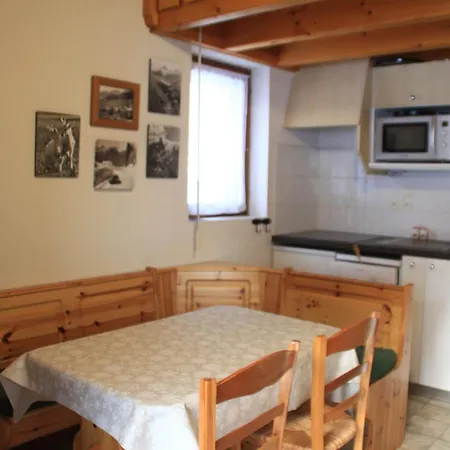Apartment Myrtilles Mr24 Telecabine & Nature 6 Pers *